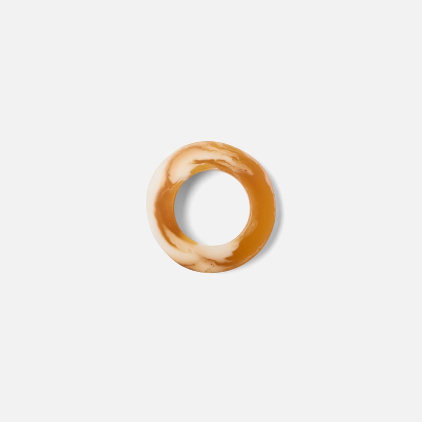 TANSY - AMBER SWIRLED NAPKIN RING RESIN - PACK OF 4 BOXED