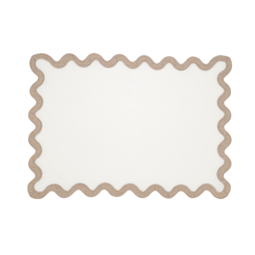 STONE WASHED SCALLOP PLACEMAT