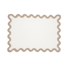 STONE WASHED SCALLOP PLACEMAT