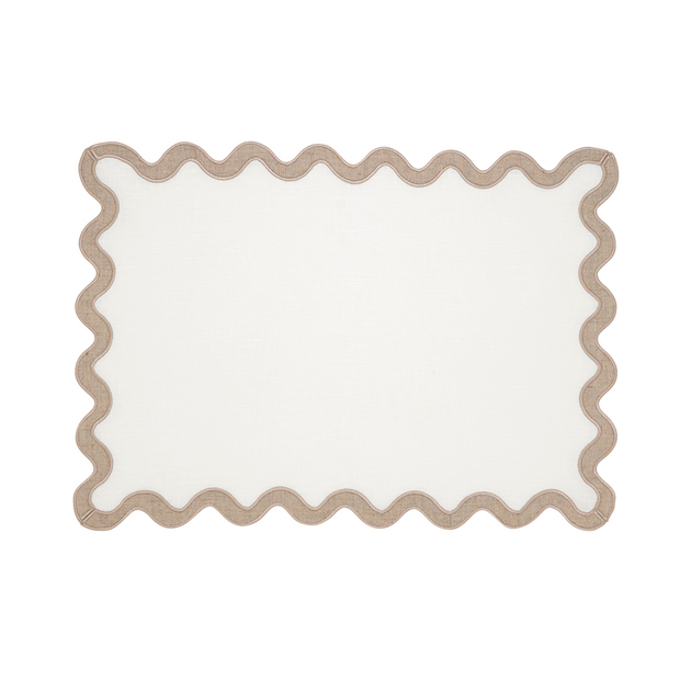 STONE WASHED SCALLOP PLACEMAT