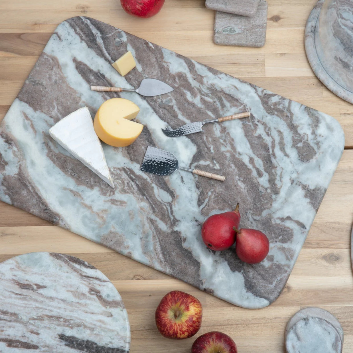 WATERFALL MARBLE PASTRY SALB